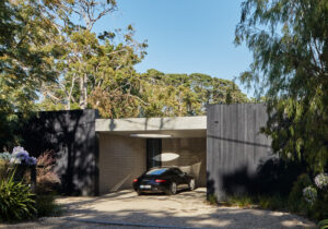 Mount Martha Courtyard House by Kister Architects | A Country Feel By The Beach.